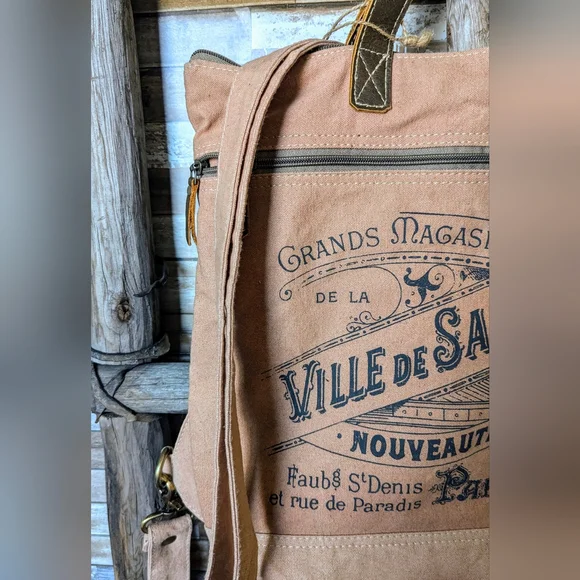 NWT Clea Ray Canvas Slip Strap Left Or Right Paris Bag With Leather Handles - Picture 4 of 14